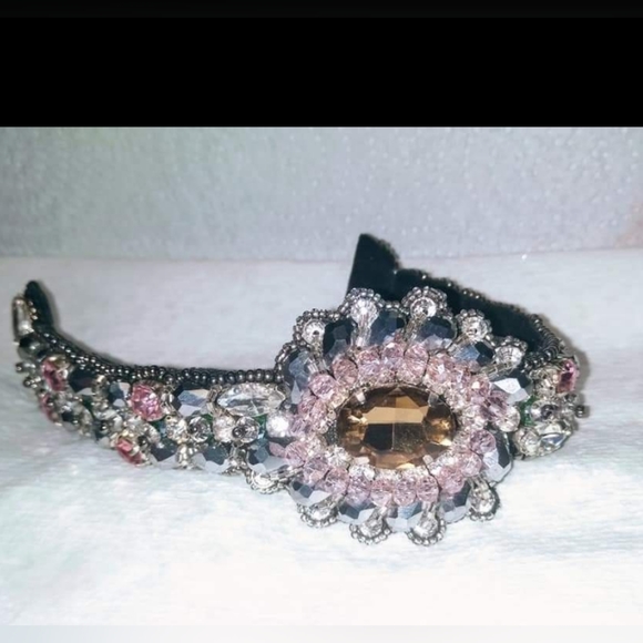 Crystal Jeweled Statement Bracelet - Picture 7 of 8